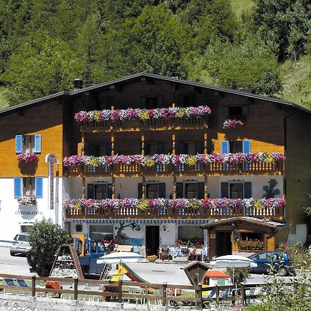 Albergo Genzianella Rocca Pietore Exterior foto